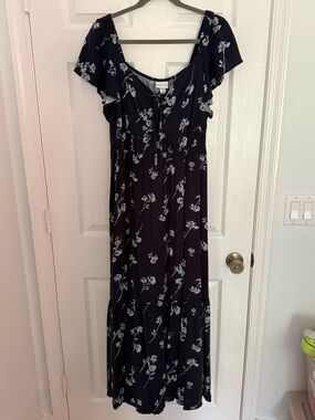 Ava & Viv Navy Maxi Dress with White Floral Print